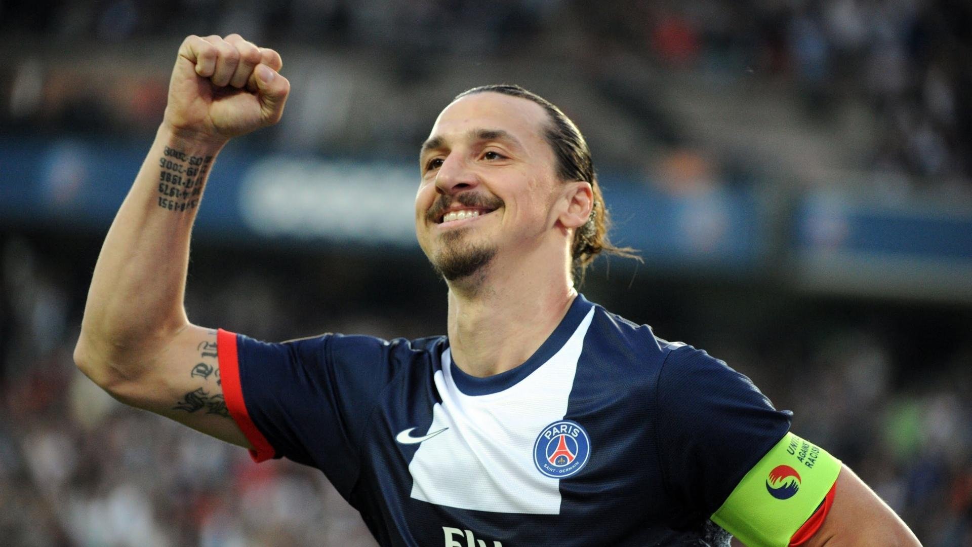 中国足球国家队心理调适训练常态化开展,足球运动员的心理训练